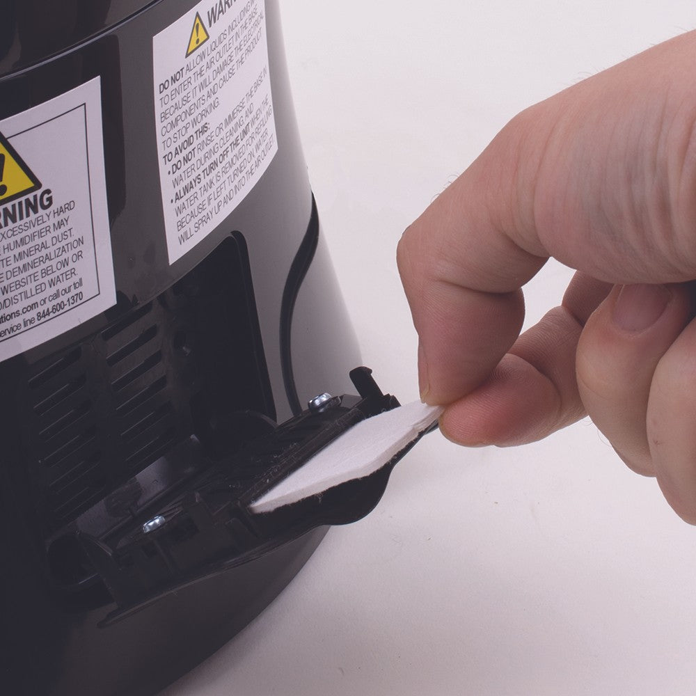 Air Innovations Humidifier Aroma Pads - Inserting into humidifier