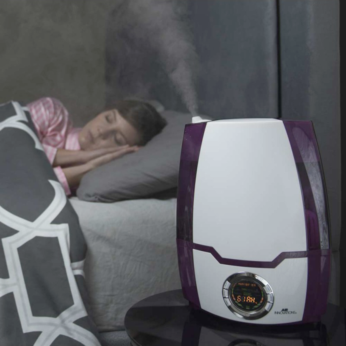 Air Innovations Cool Mist Humidifier - lifestyle 2