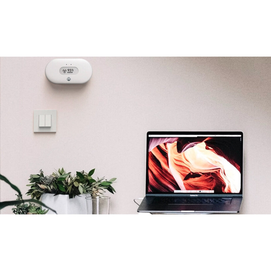 Airthings View Radon Monitor - Lifestyle 2