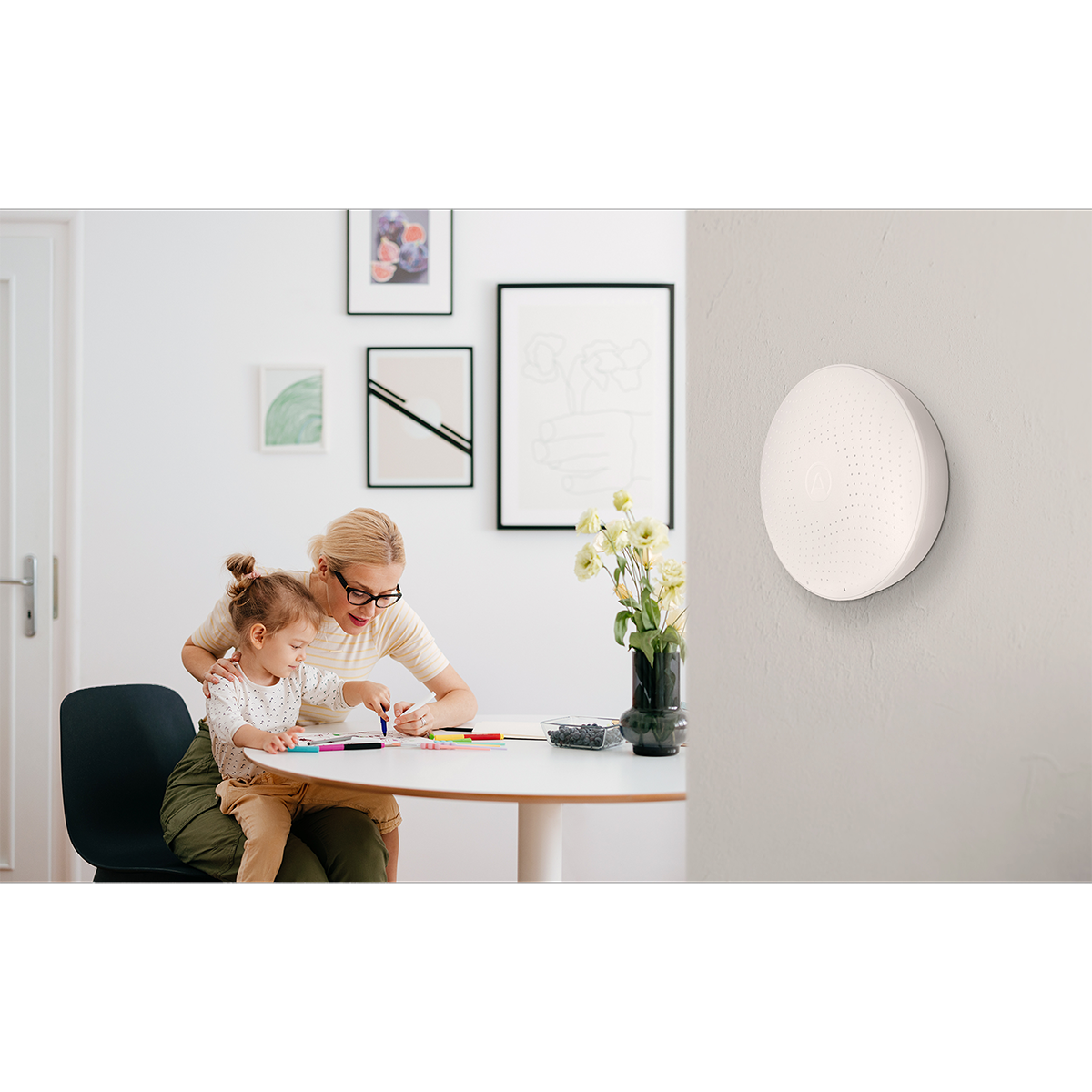 Airthings Wave Plus Smart Indoor Air Quality Monitor + Radon Detection - Lifestyle 1