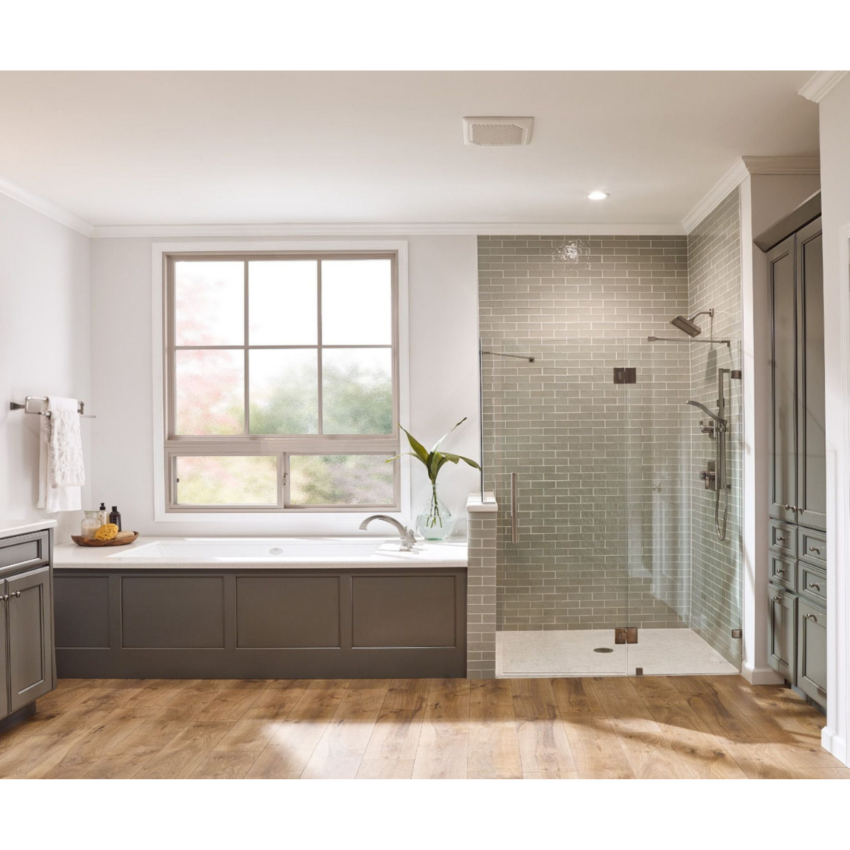 Broan FlexAir Selectable 80/110 CFM Bathroom Exhaust Fan with Louvered Grille - Lifestyle