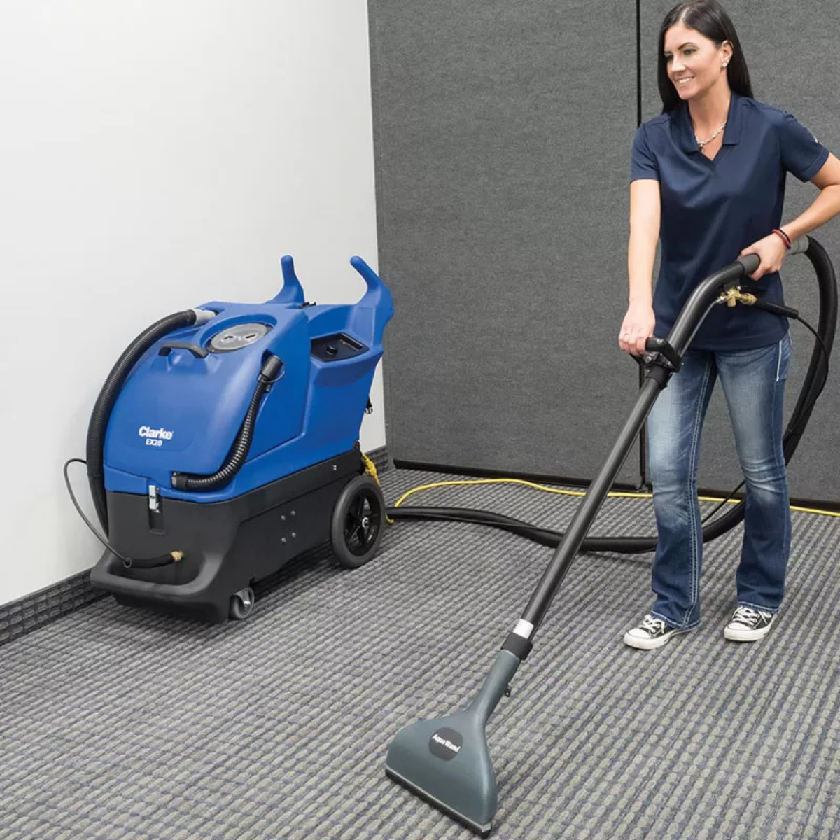 Clarke EX20 100C-15-SW Single Cord Carpet Extractor - Lifestyle 2
