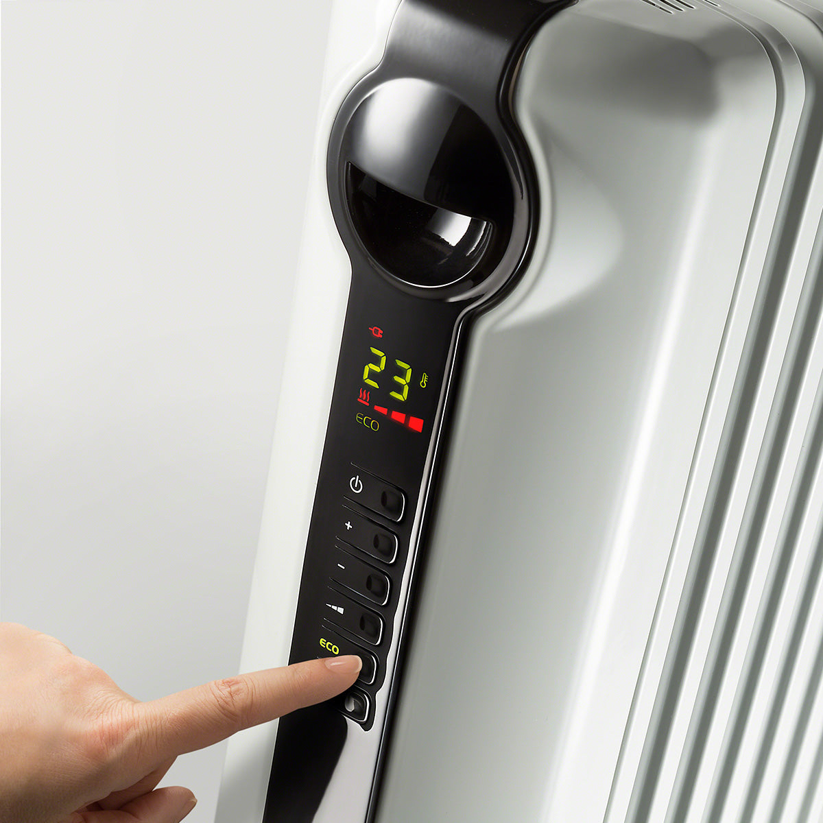 DeLonghi Oil-Filled Radiator Heater - controls