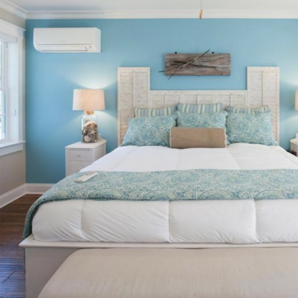 Hessaire 24,000 BTU 230V Mini Split Heat Pump - in Bedroom