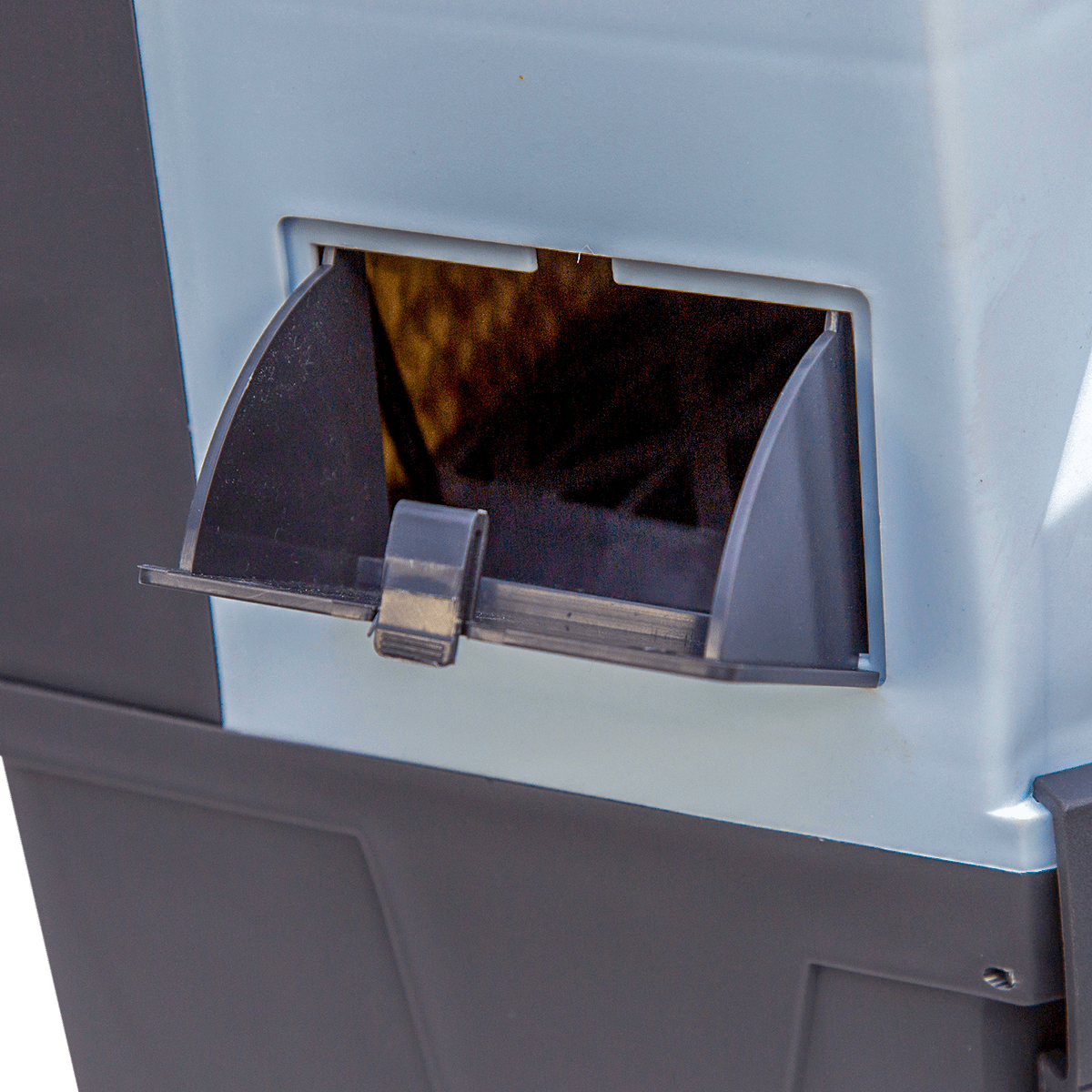 Hessaire MC12V 900 CFM Mobile Evaporative Cooler - Fill Window