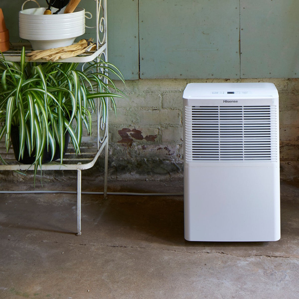 Hisense AHD2524K1W 25 Pint Energy Star Dehumidifier - lifestyle 2