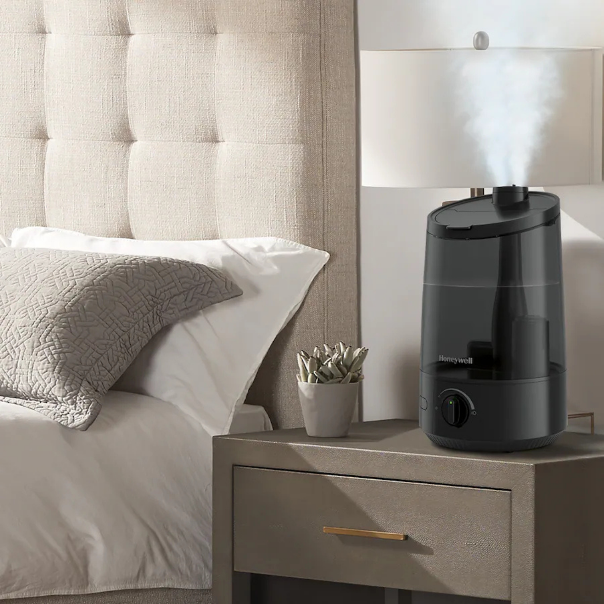 Honeywell HUL585B Top Fill Ultrasonic Cool Mist Humidifier - Lifestyle