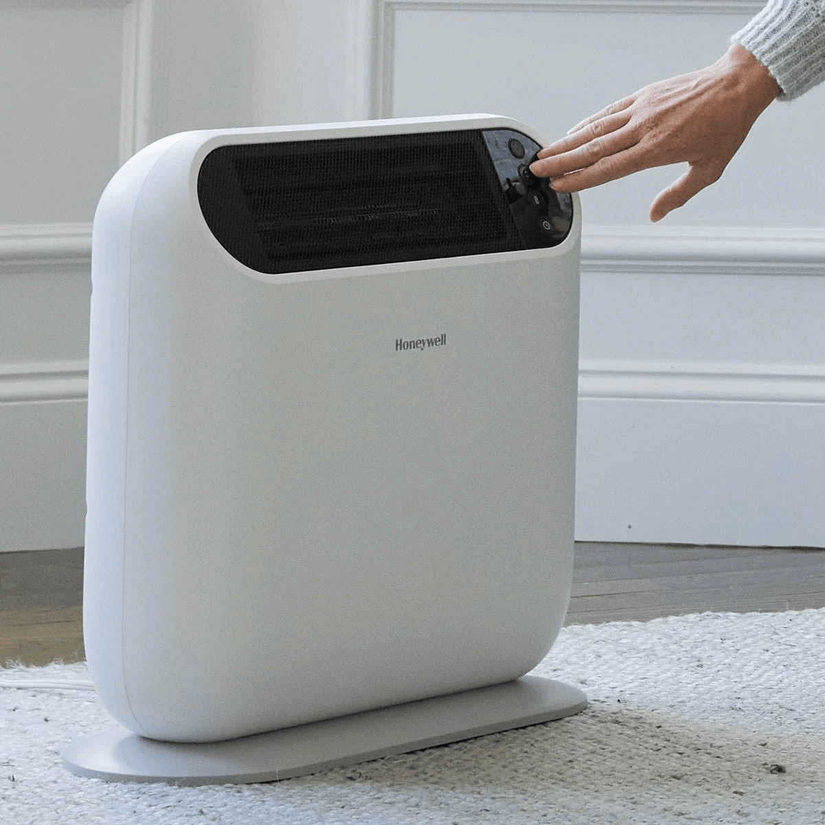 Honeywell ThermaWave 6 Ceramic Space Heater White - Lifestyle 2