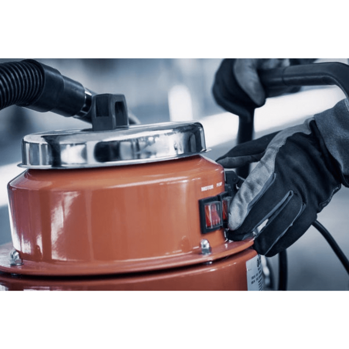 Husqvarna W70 Wet Slurry Industrial Canister Vacuum - Lifestyle 2