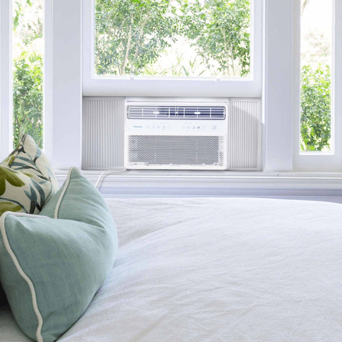 Keystone Inverter Window Air Conditioner - Lifestyle