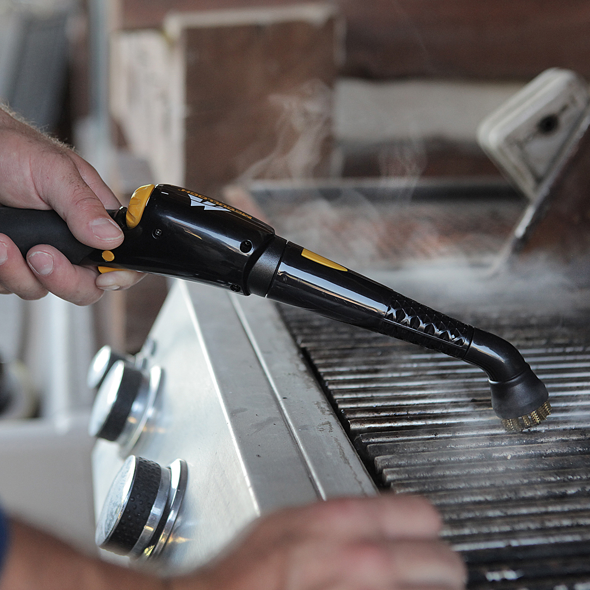 McCulloch Deluxe Canister Steam System (MC1385) - Cleaning Grill