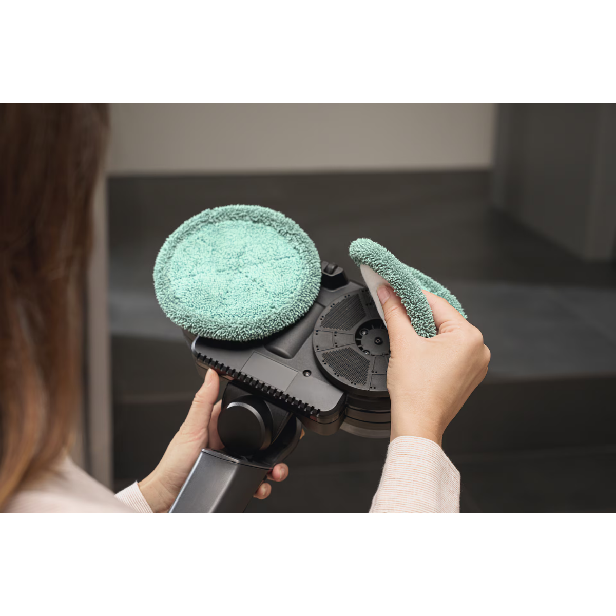 Miele Aqua Pads for Aqua Series HX-APU - 4 Pack - Lifestyle 3