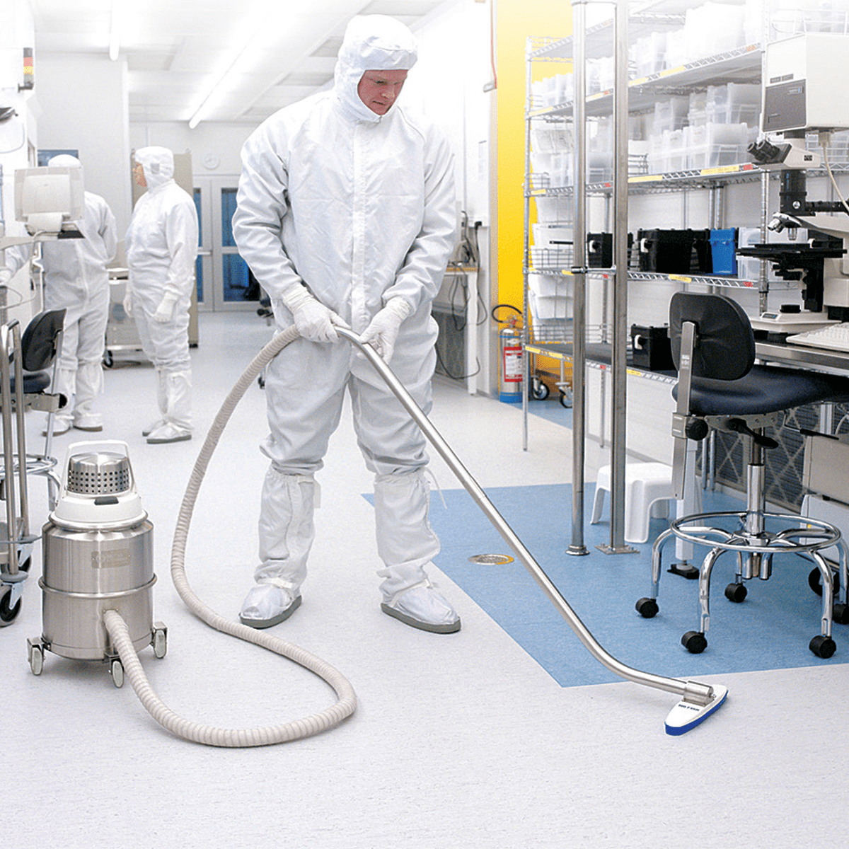 Nilfisk IVT-1000CR Cleanroom Industrial Vacuum - Lifestyle