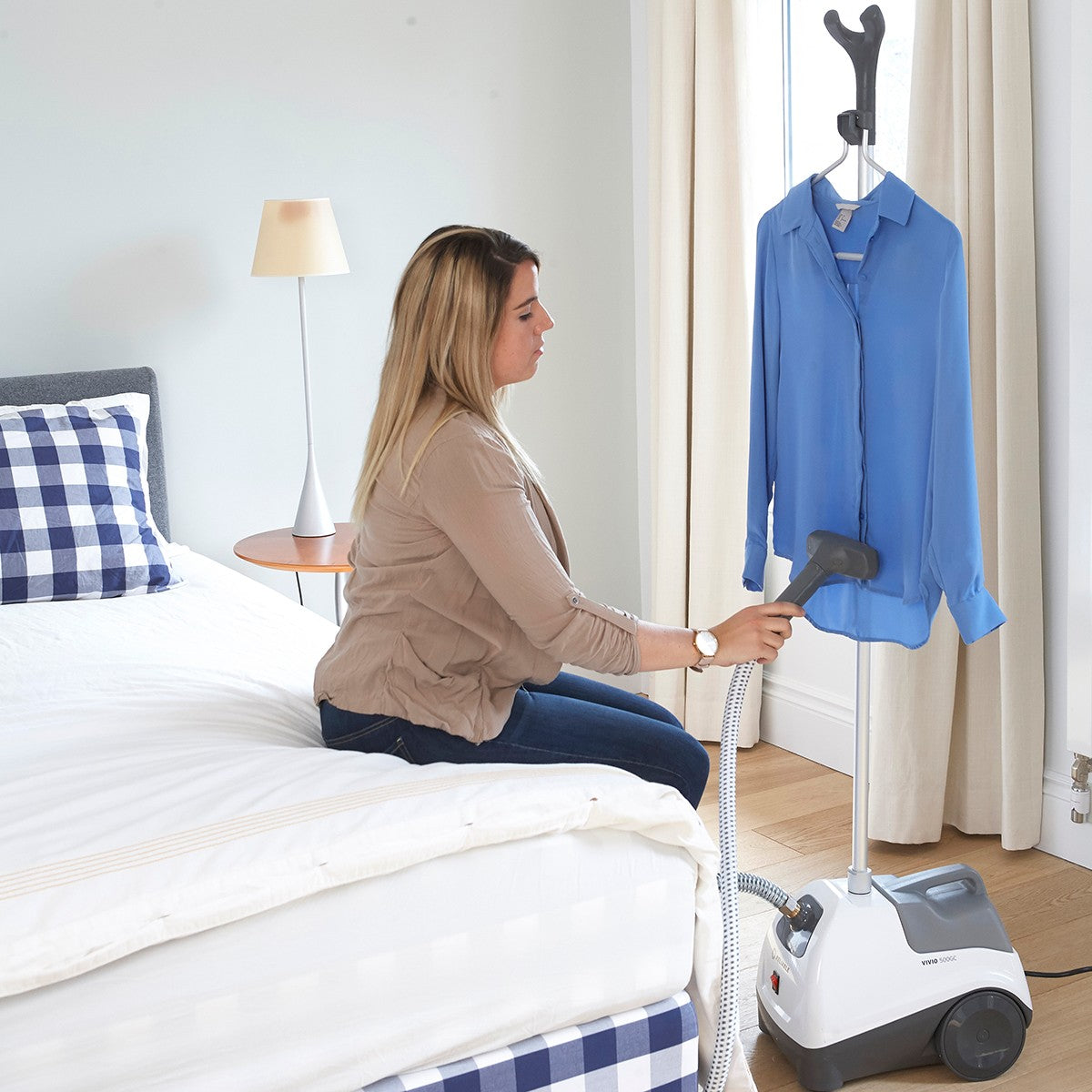 Reliable Vivio 500Gc Professional Garment Steamer Lifestyle