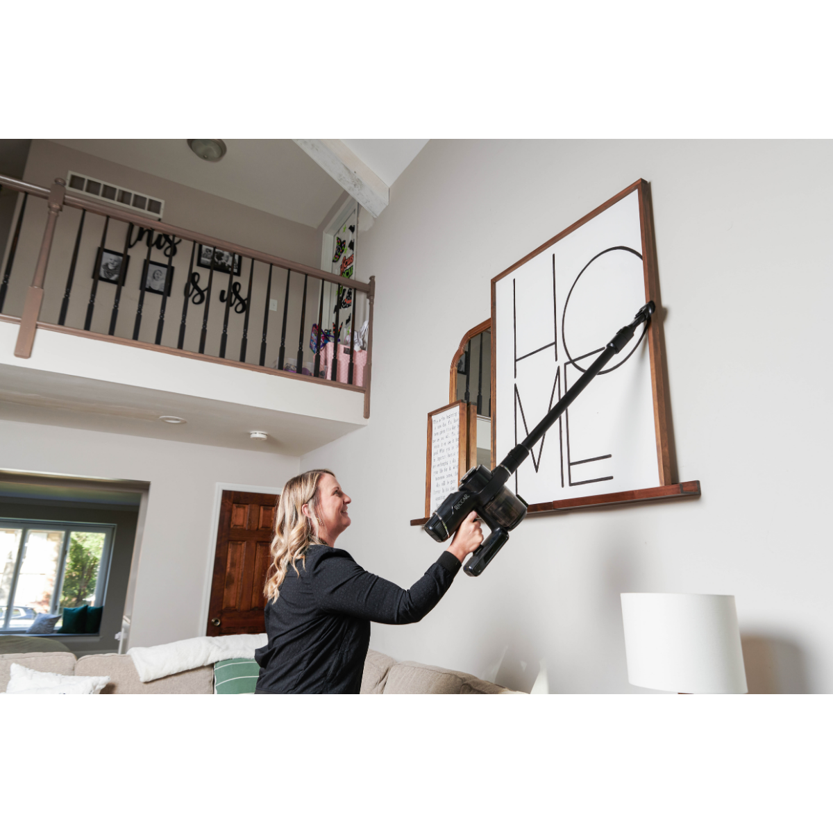 Riccar Cordless Stick Vacuum R65 - Lifestyle 3