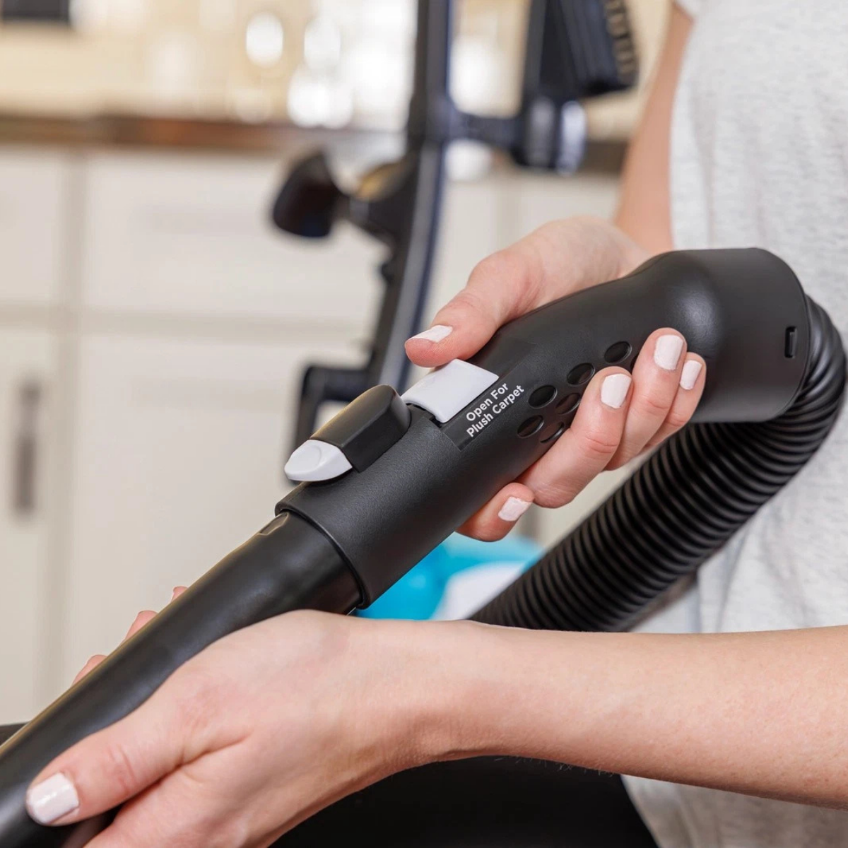 S26 Allergy Upright Premium - Lifestyle 4