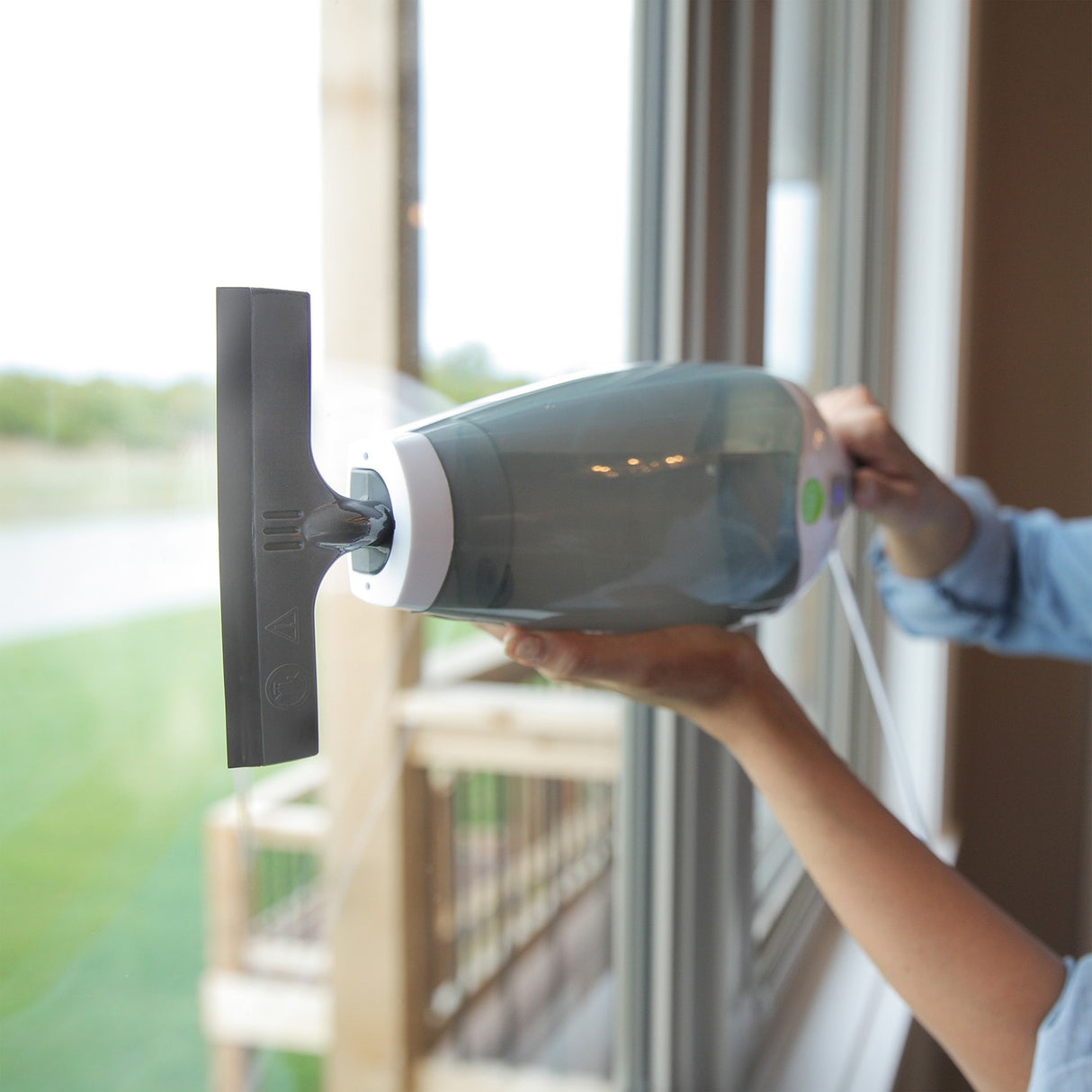 Steamfast 3-in-1 Steam Mop (SF-295) - lifestyle 3