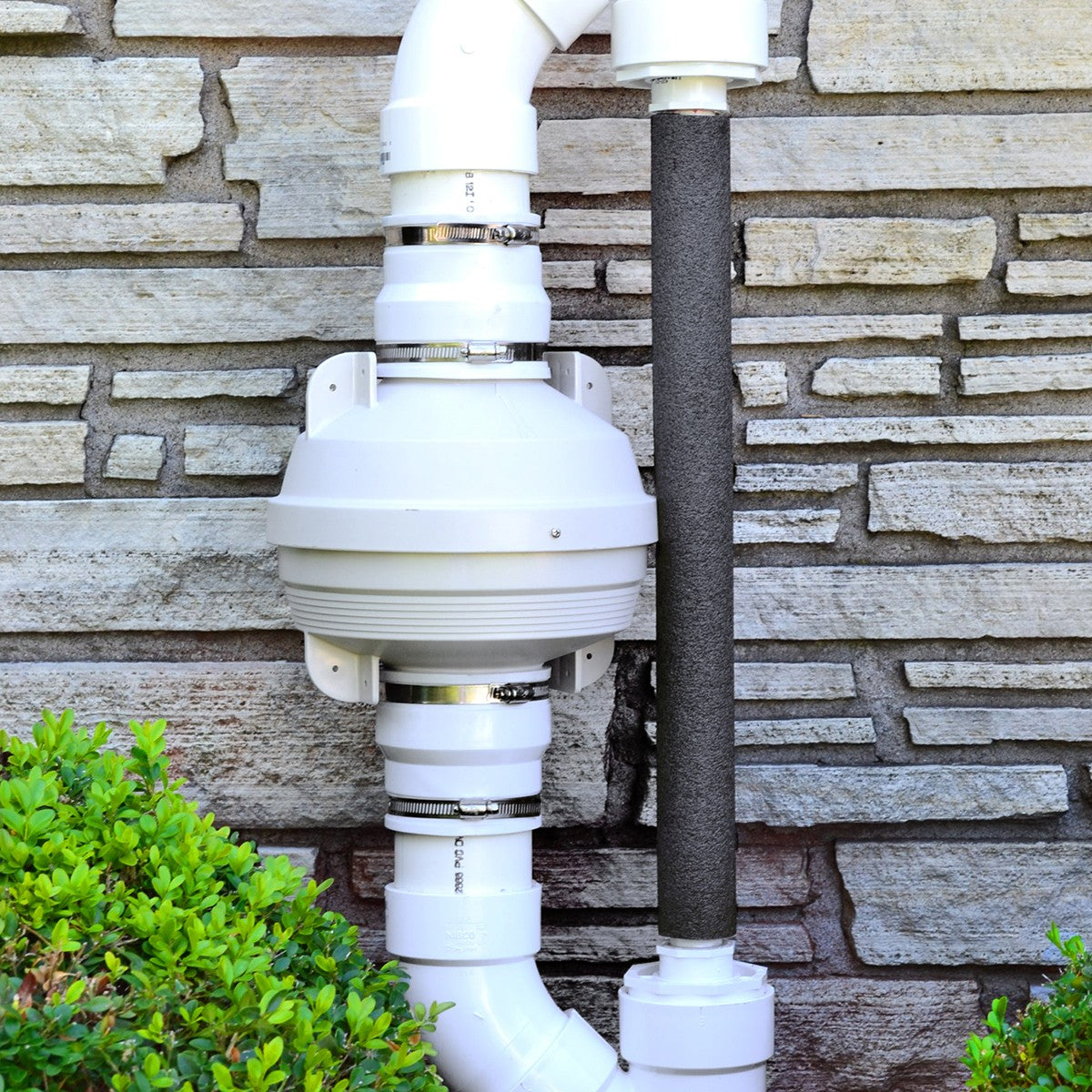 Suncourt Radon Fan Mitigation Kit - Lifestyle 2