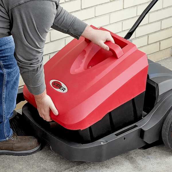 Viper PS480 Manual Push Floor Sweeper - Lifestyle 3