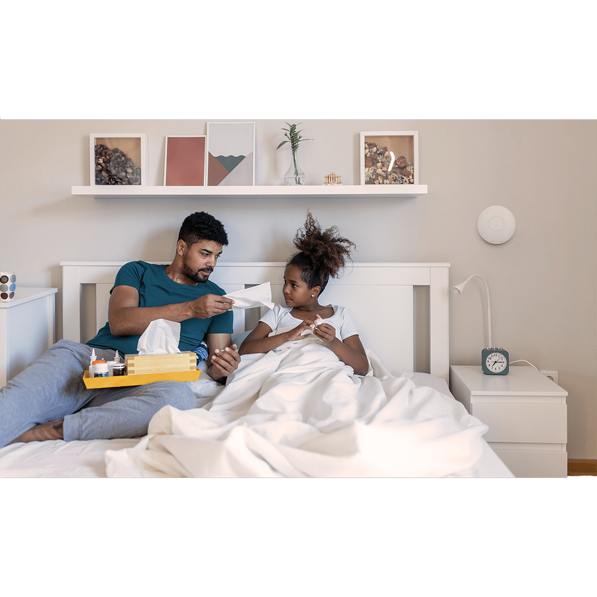 Airthings Wave Plus Smart Indoor Air Quality Monitor + Radon Detection - Lifestyle 5