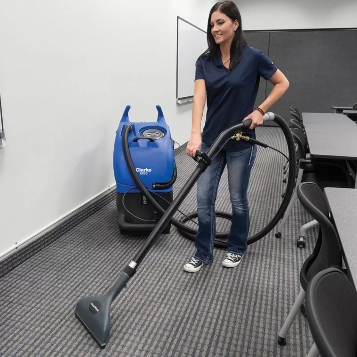 Clarke EX20 100C-15-SW Single Cord Carpet Extractor - Lifestyle 1