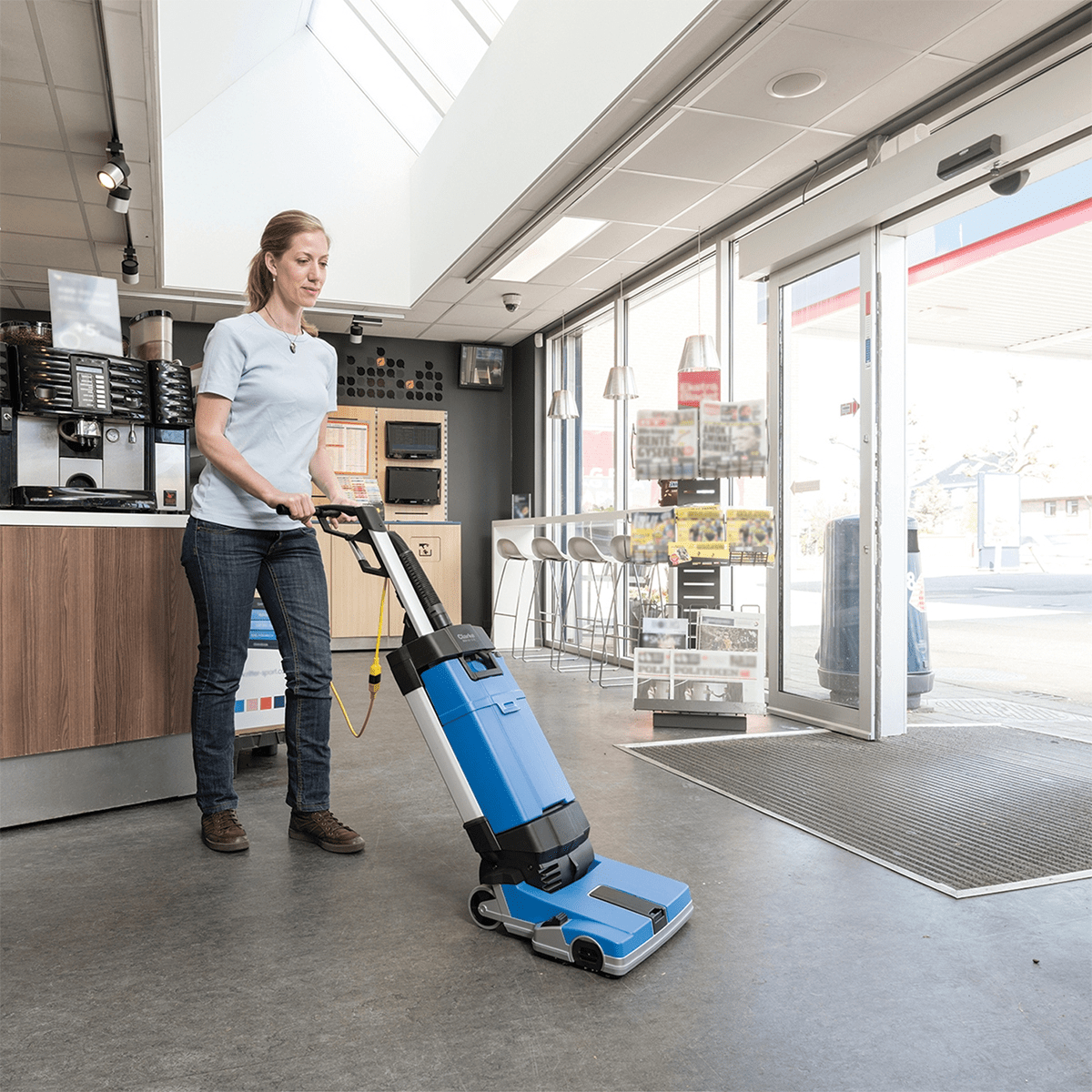 Clarke MA10 12E Upright Floor Scrubber - Lifestyle 2