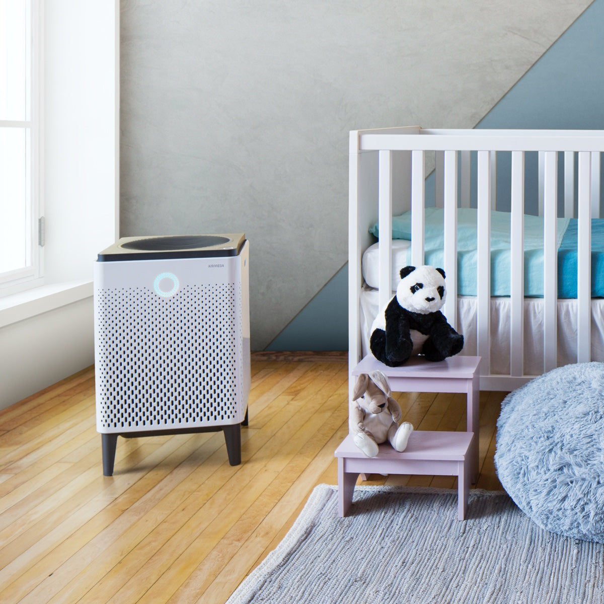 Airmega 300 HEPA Air Purifier - Lifestyle 1