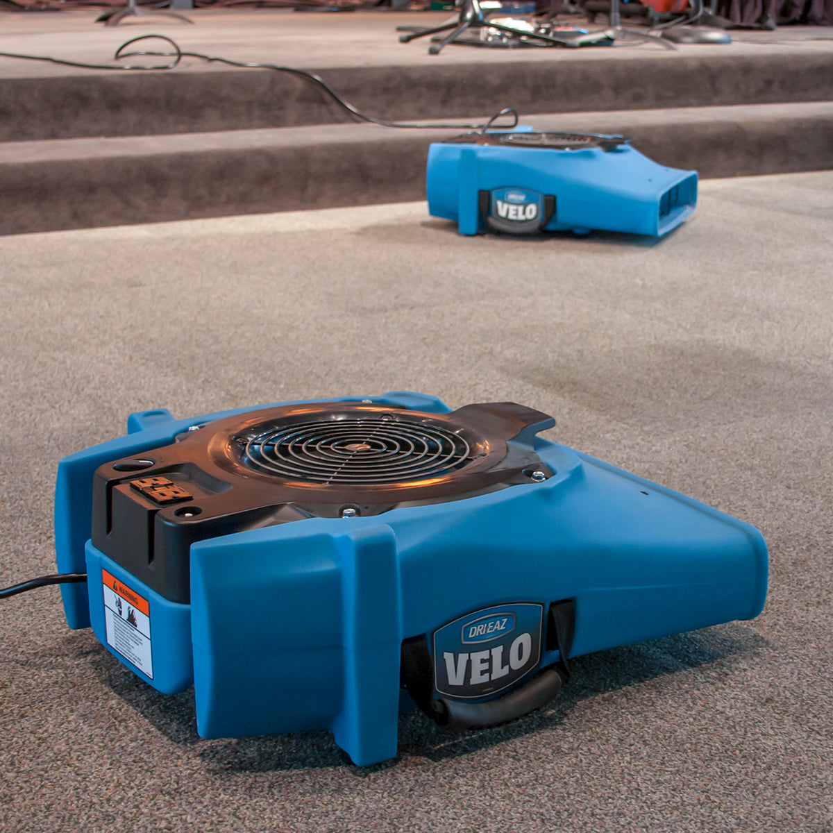 Dri-Eaz Velo F504 Airmover - in use