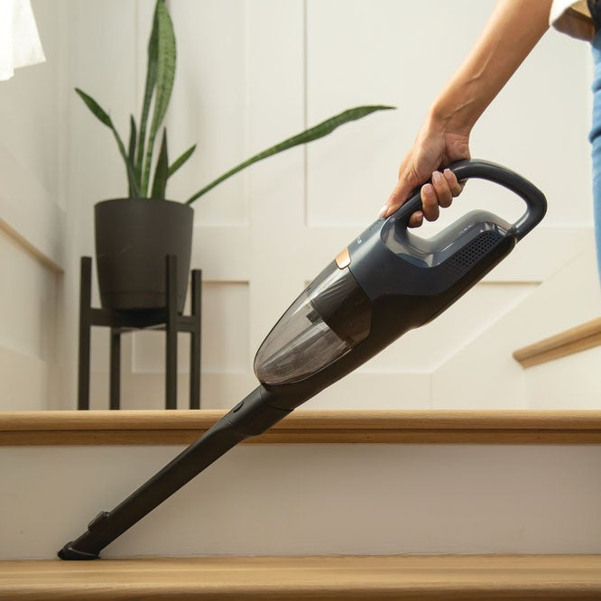 Electrolux WellQ7 2-in-1 Cordless Vacuum - Denim Blue - Attachment