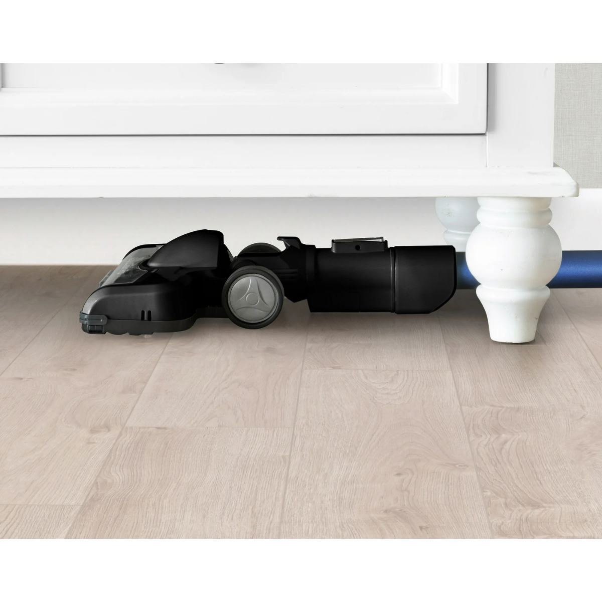 Eureka RapidClean Pro Cordless Stick Vacuum - Lifestyle 5