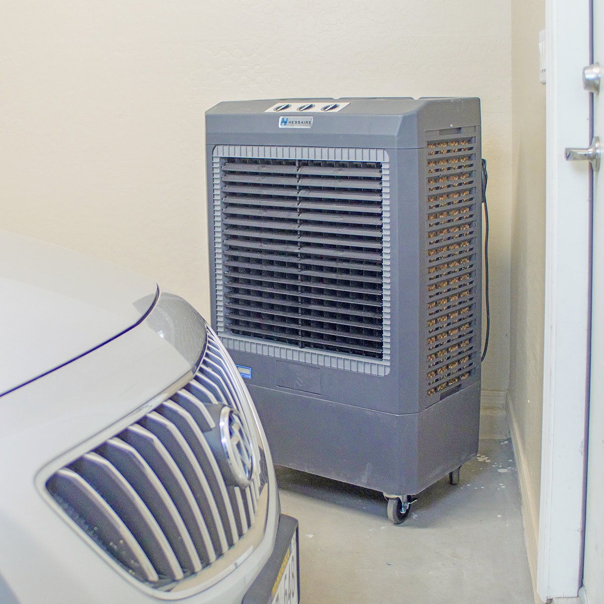 Hessaire MC61V 5,300 CFM Evaporative Cooler - Lifestyle 1