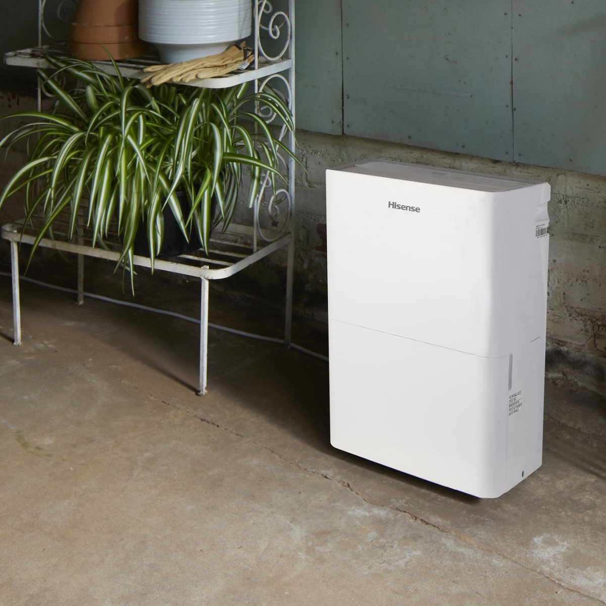 Hisense 35 Pint Dehumidifier with Slide-Out Bucket - Lifestyle 4