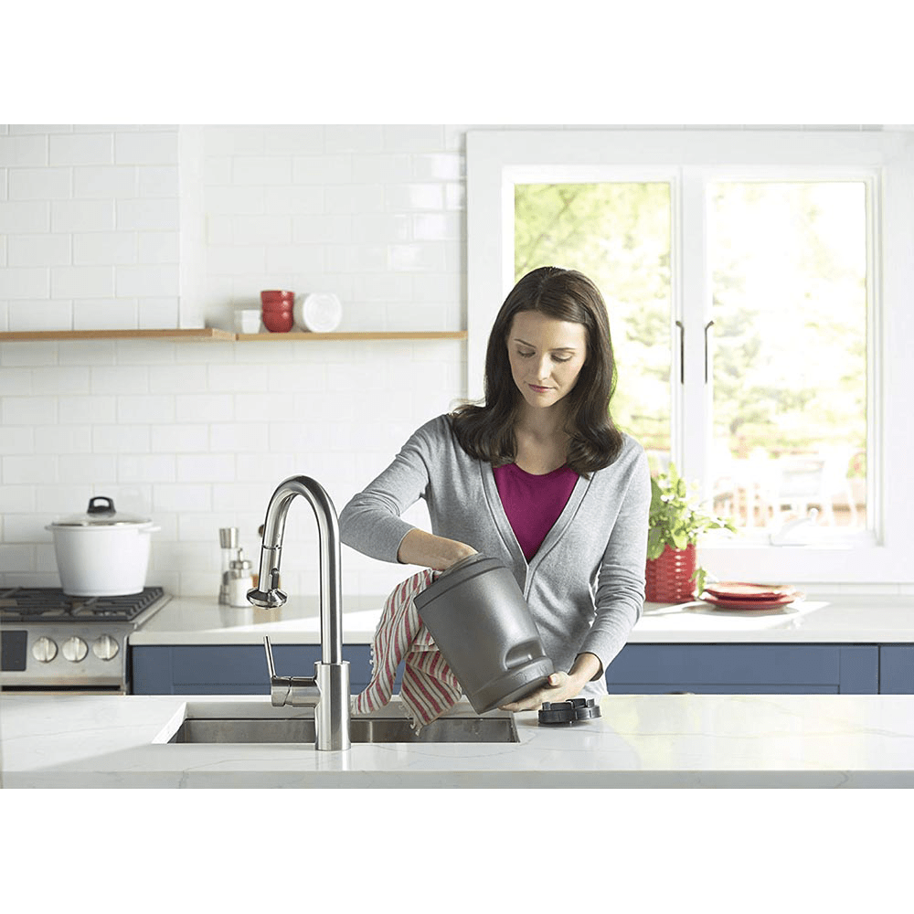 Honeywell HEV320B Cool Moisture Humidifier - Lifestyle 1