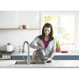 Honeywell HEV320B Cool Moisture Humidifier - Lifestyle 1