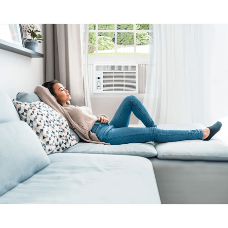 Keystone 12,000 BTU Window Air Conditioner with Heat - Lifestyle 3