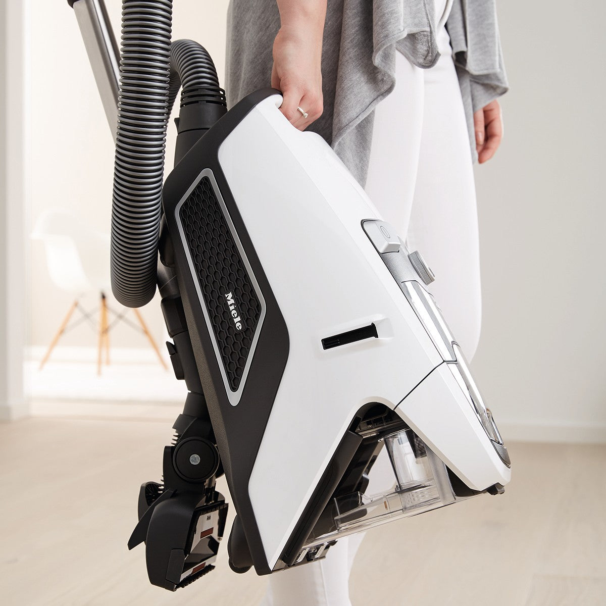 Miele Blizzard CX1 Cat & Dog Bagless Canister Vacuum - Carying handle