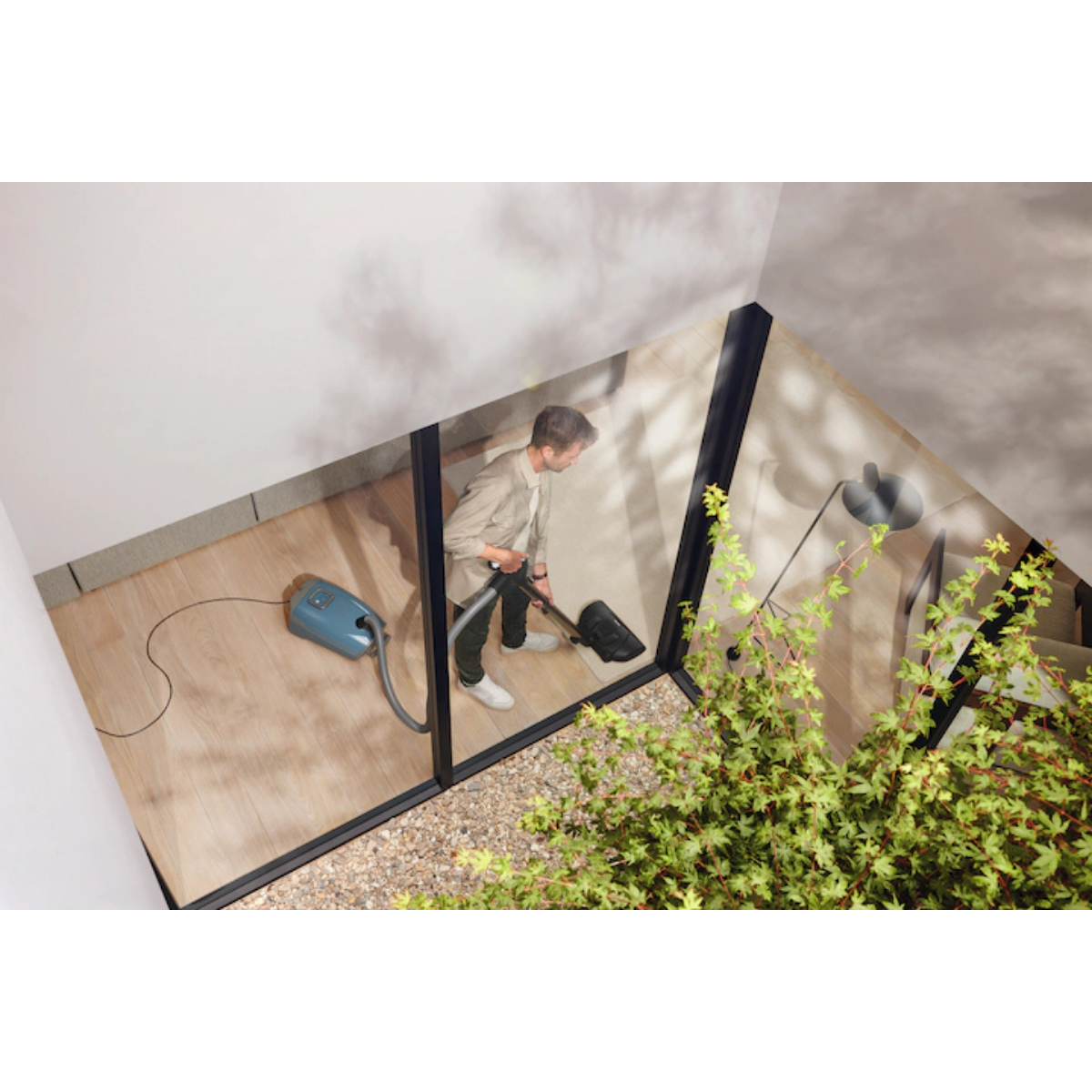Miele Guard L1 Electro Canister Vacuum Cleaner - Lifestyle 2