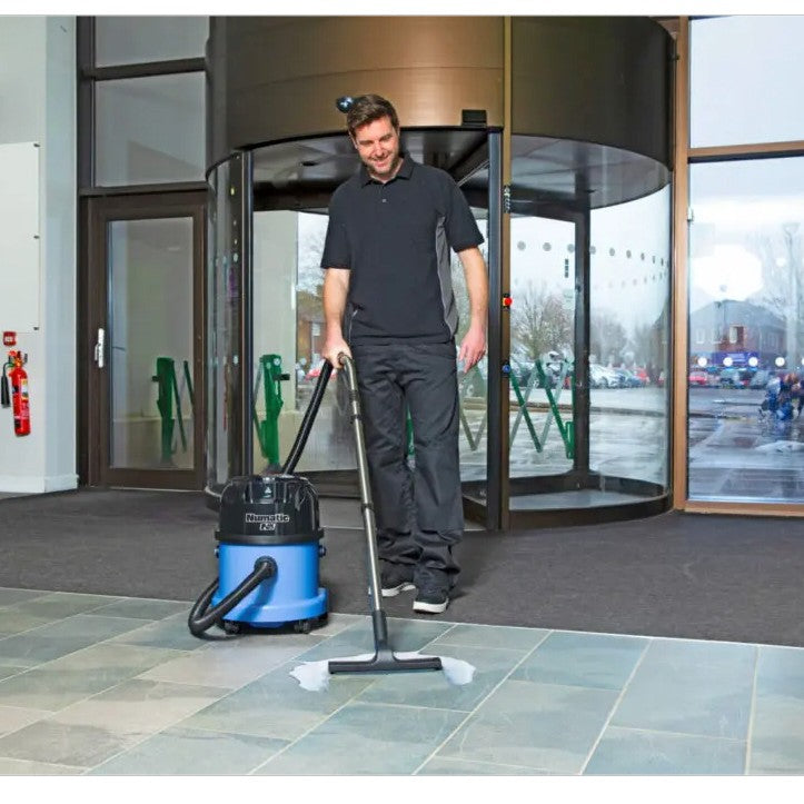 NaceCare WVB 370NX Wet/Dry Battery Vacuum - lifestyle 4