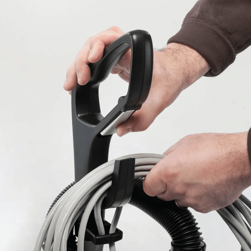 Nilfisk Advance VU500 Commercial Upright Vacuum - Cord Removal