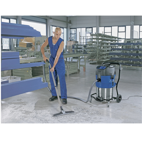 Nilfisk Attix 19 AS/E XC Vacuum- Lifestyle 1