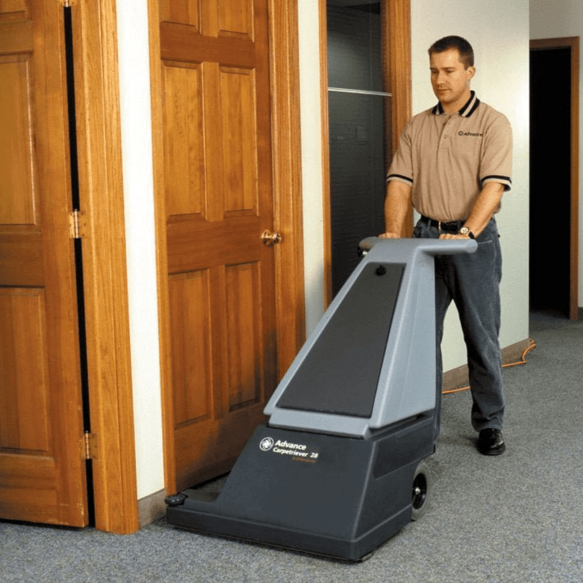 Nilfisk CarpeTriever 28 Upright Commercial Vacuum - Lifestyle 1