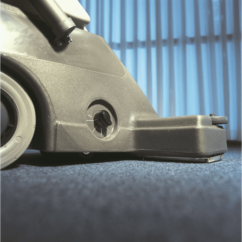 Nilfisk CarpeTriever 28 Upright Commercial Vacuum - Lifestyle 3