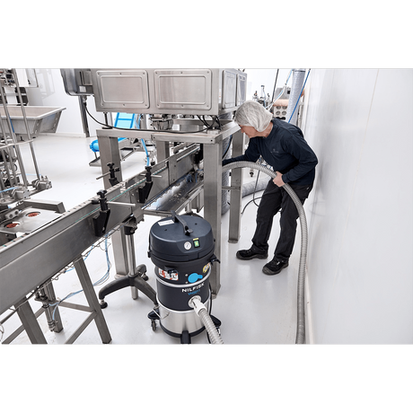 Nilfisk VHS010NI HC ACD Mini Industrial Dust Vacuum - Lifestyle 1
