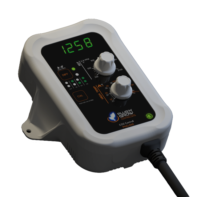 Plug N Grow CO2 Controller - Angle
