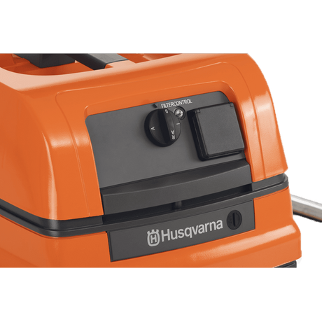 Pullman-Holt Husqvarna S11 HEPA Wet Dry Vacuum - Controls