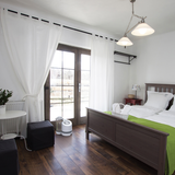 Vornado EV100 Whole Room Humidifier - in Bedroom