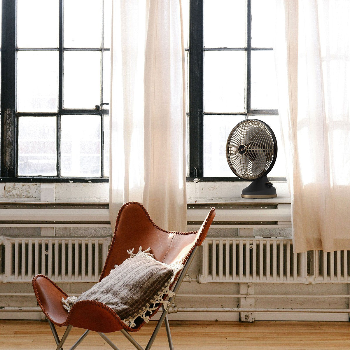 Vornado Silver Swan Alchemy Fan – Sylvane