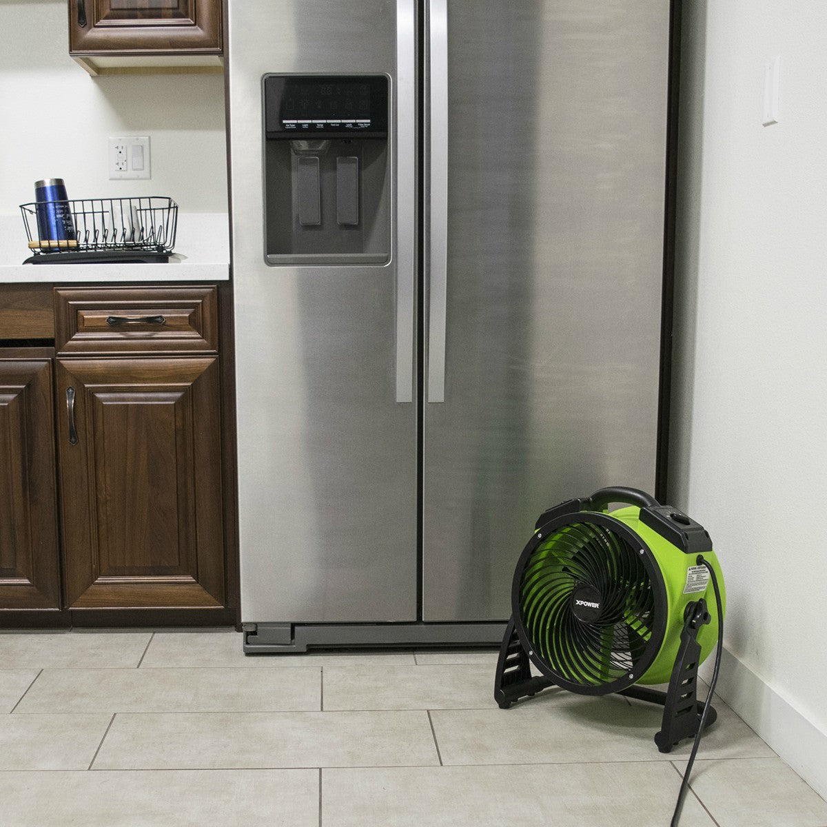 XPOWER 1300 CFM 4-Speed 13" Pro Air Circulator Utility Fan - in Kitchen